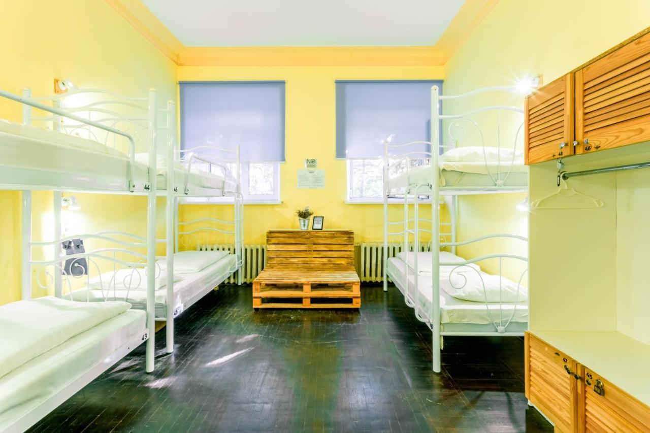 Garis Factory Hostel Kiev Esterno foto