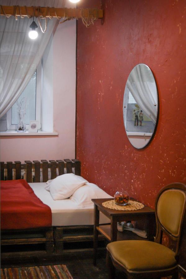 Garis Factory Hostel Kiev Esterno foto